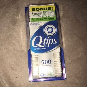 Q-tips 500 pack New with 7ct Simple facial wipes